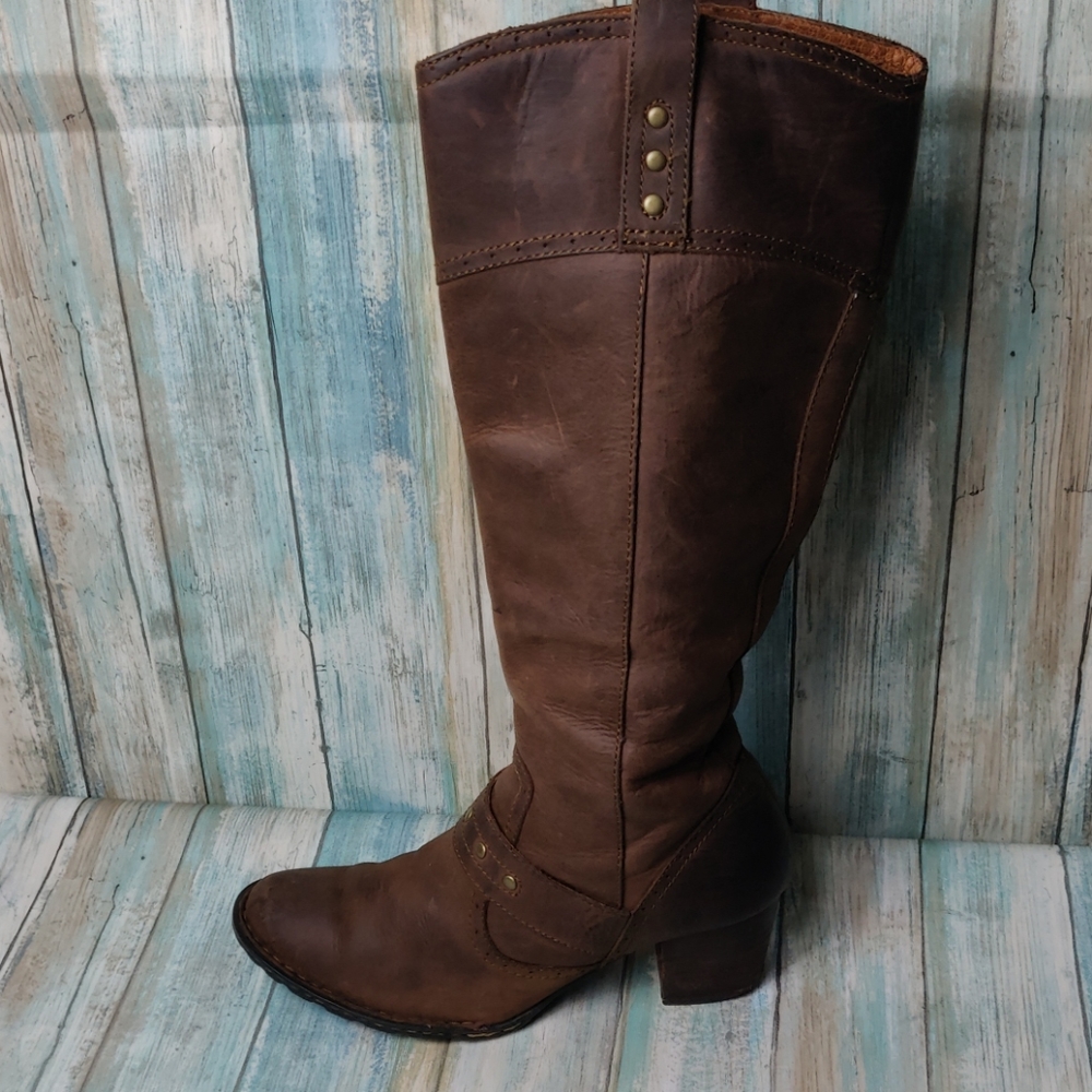 Born TALL Boots - Picture 2 of 8